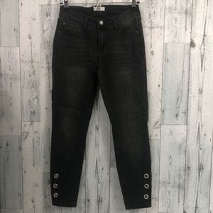 Kensie Black Ankle Jeans w/Grommets 26